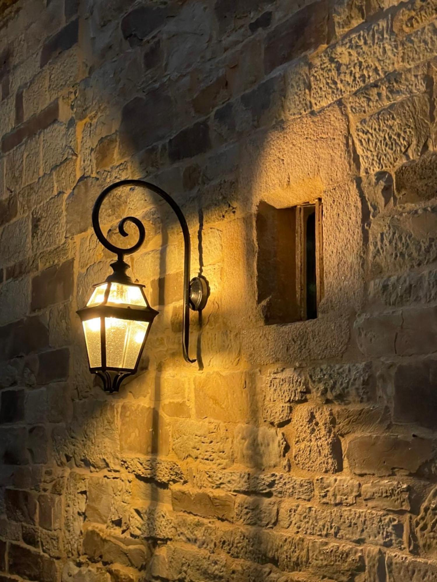 Manoir Medieval Du XV Ieme Siecle Minihy-Tréguier Exterior foto