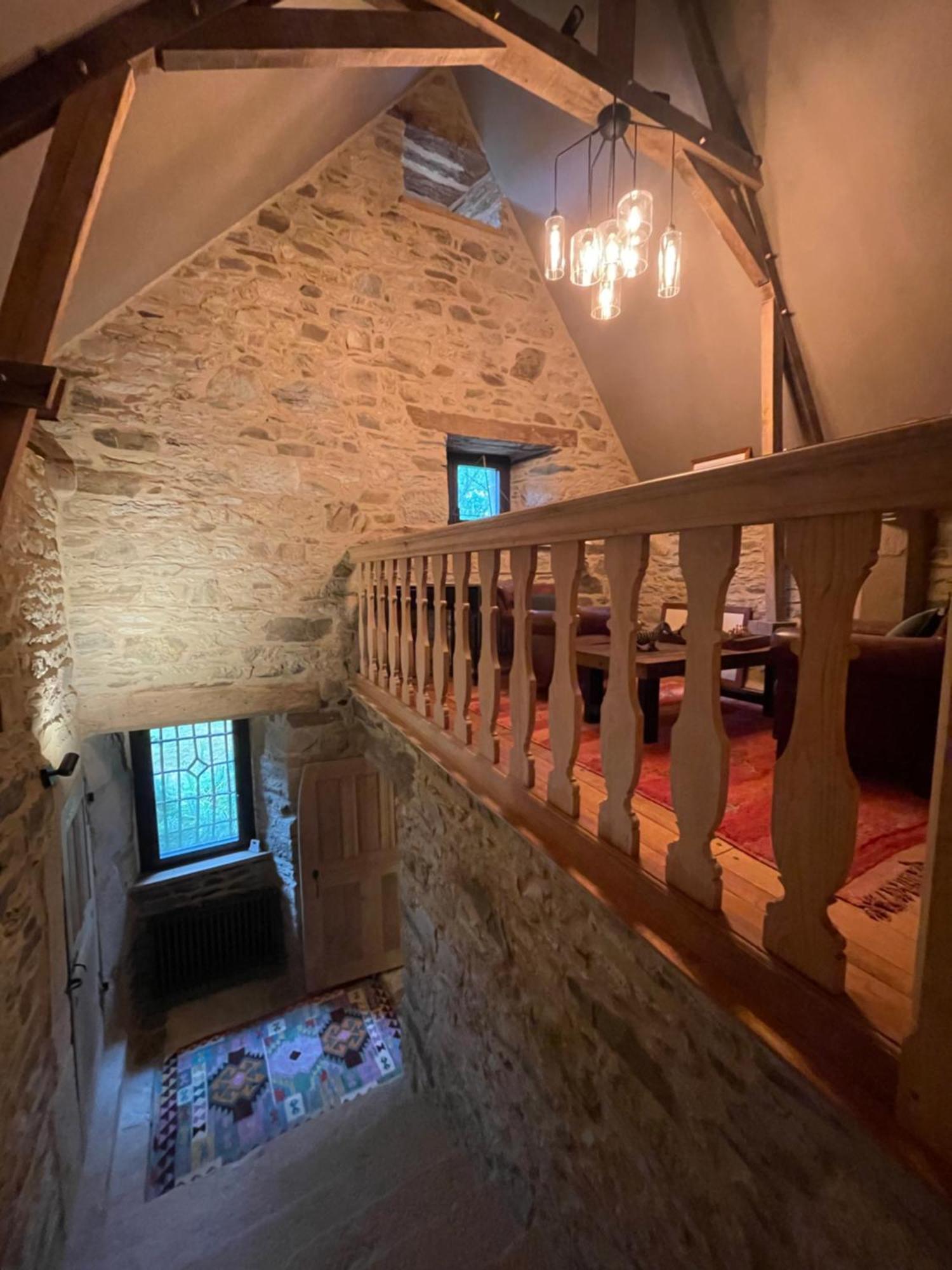 Manoir Medieval Du XV Ieme Siecle Minihy-Tréguier Exterior foto